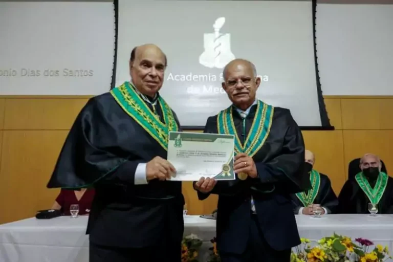 Posse do Acadêmico Eurípedes Sebastião Mendonça de Sousa na cadeira 04-1