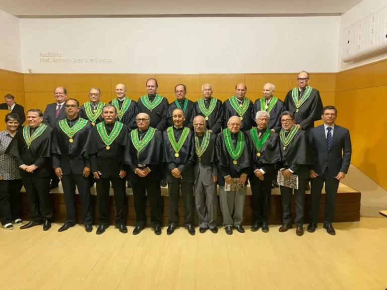 Posse do novel acadêmico Paulo Valério Nóbrega Ferreira de Melo na cadeira 17-4