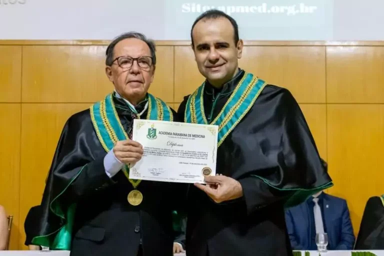 Posse do novel Acadêmico Carlos Fernando Mello Junior1