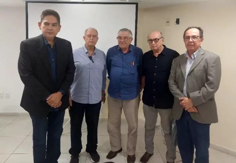 Palestra sobre o Reuso da água na agricultura por Sérgio Rolim de Mendonça